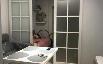 Раздвижные межкомнатные двери и перегородки в квартире, работа наших специалистов Раздвижные межкомнатные двери и перегородки в квартире, работа наших специалистов